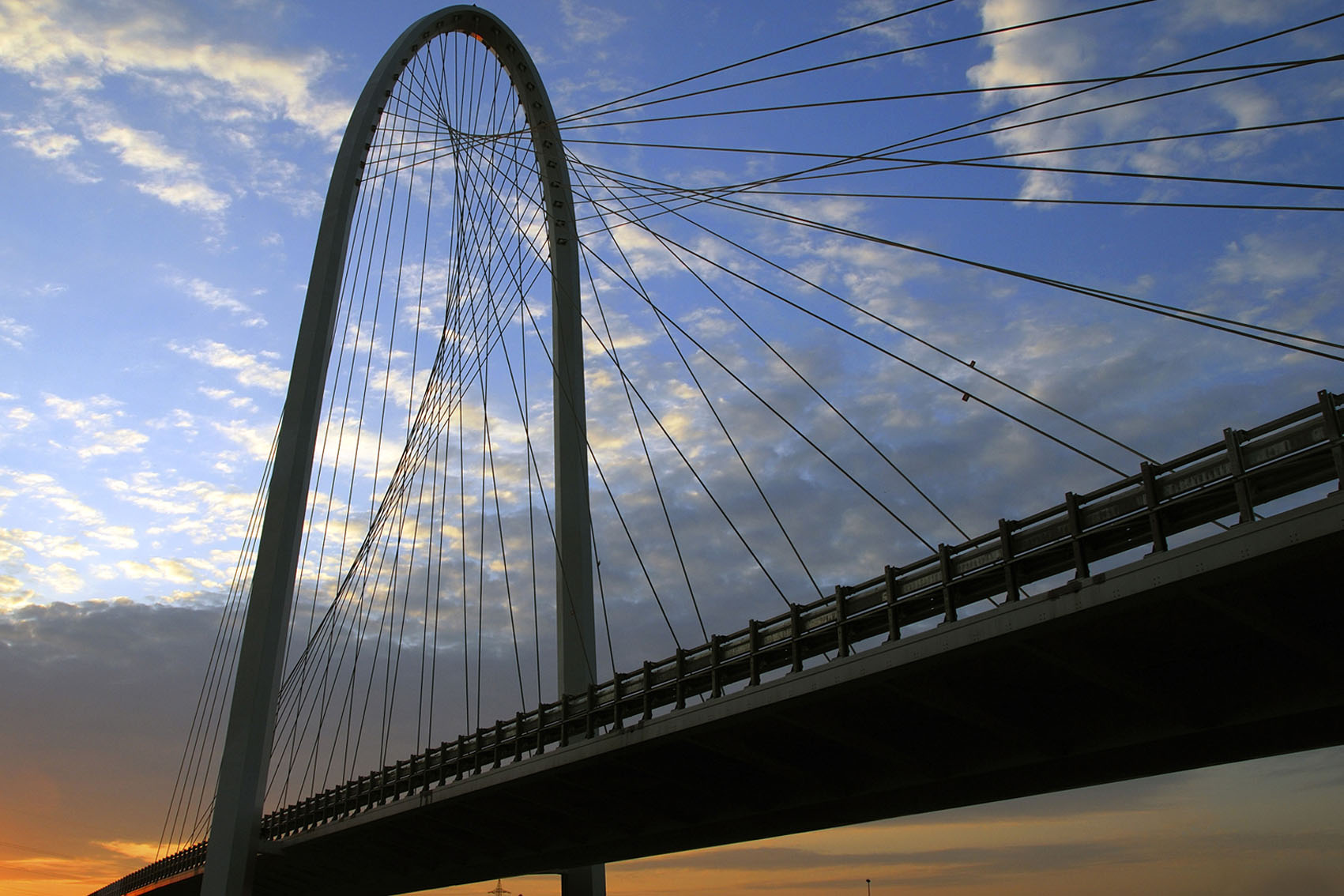 Ponti E Stazione Alta Velocita Di Reggio Emilia Dell Arch Calatrava 3 1546874830 REV01
